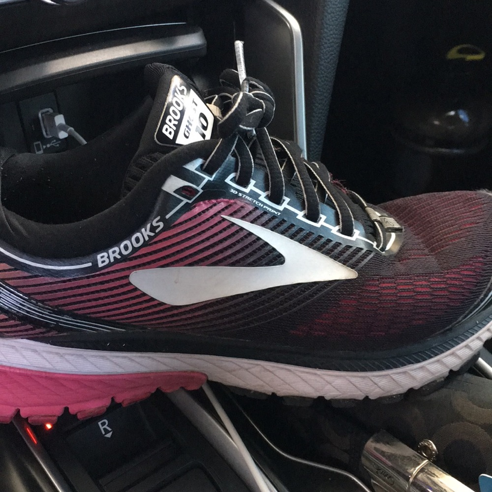 Brooks Ghost 10